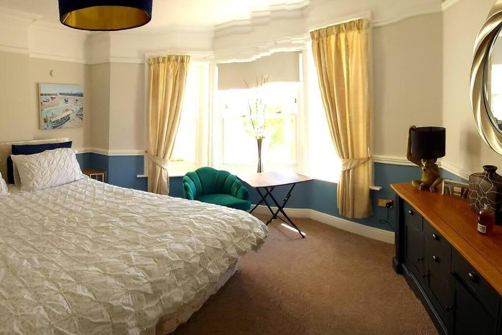 Beautifully Appointed, Period Seaside Appartamento *